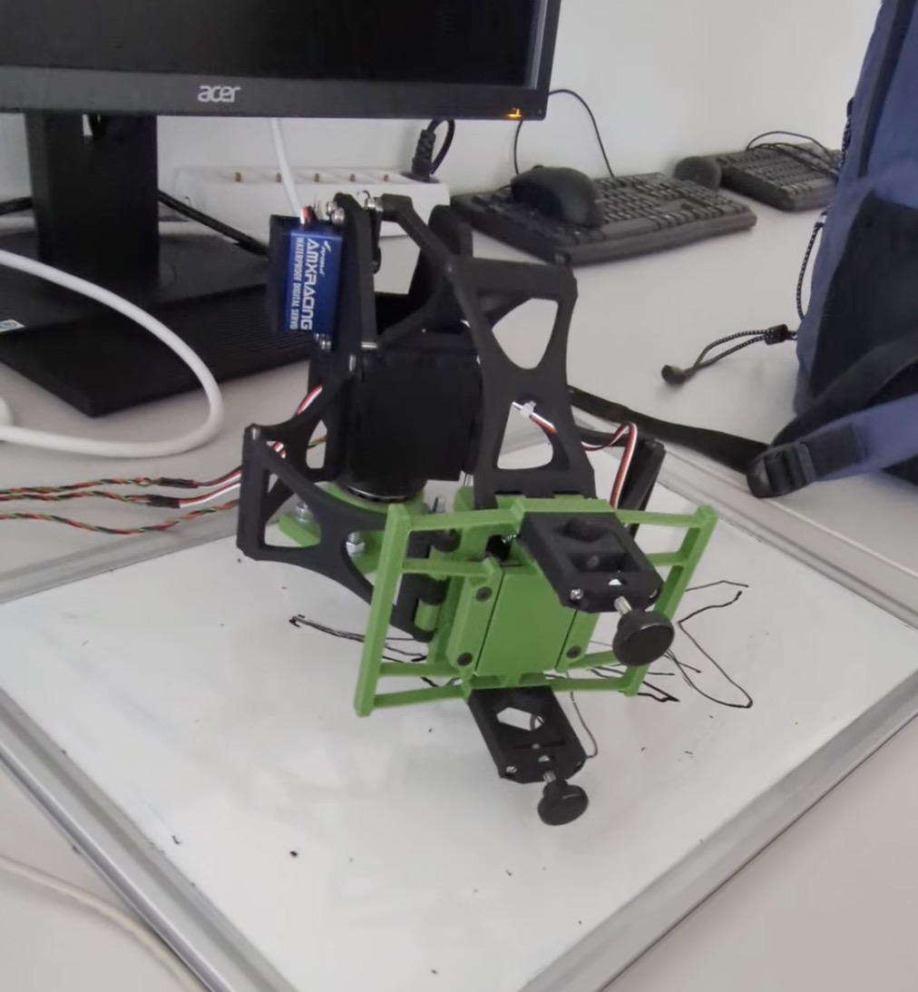 FPGA-gesteuerte Robotplattform aus dem Hardware Design Lab